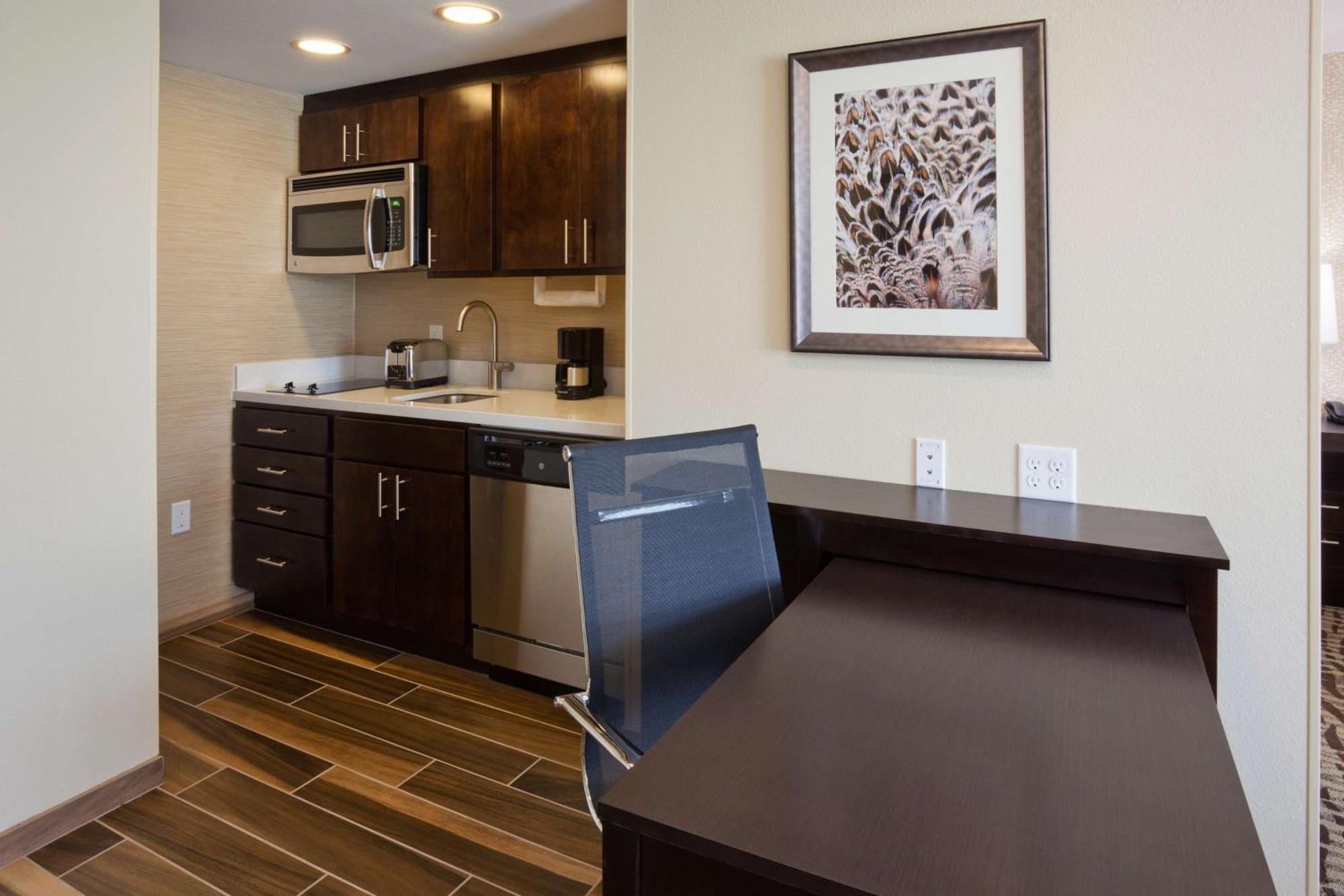 Homewood Suites Davenport Bettendorf Exteriör bild
