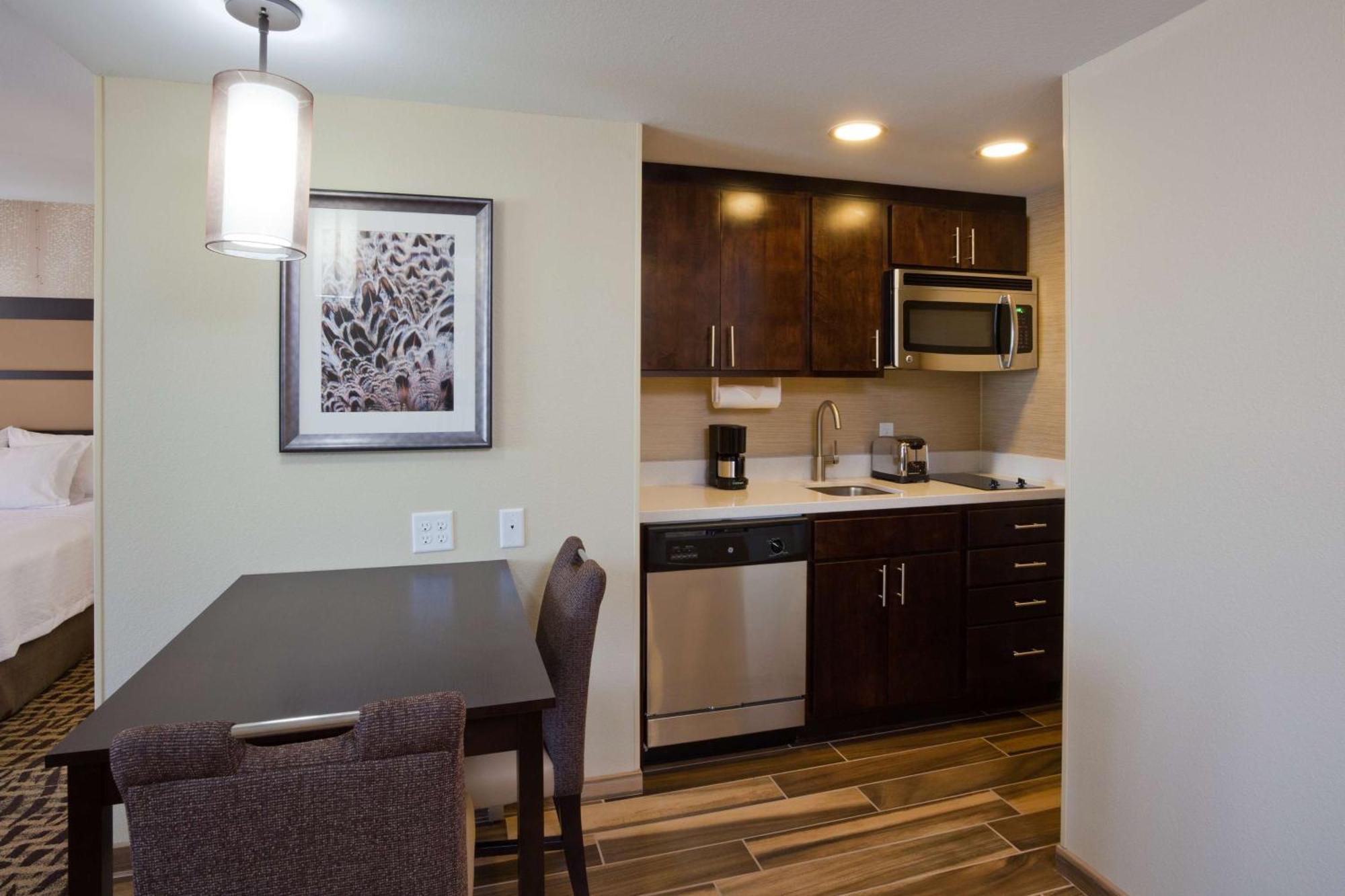 Homewood Suites Davenport Bettendorf Exteriör bild