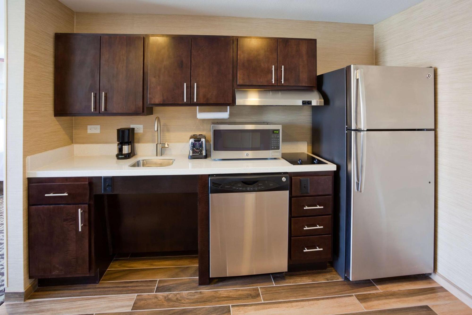 Homewood Suites Davenport Bettendorf Exteriör bild