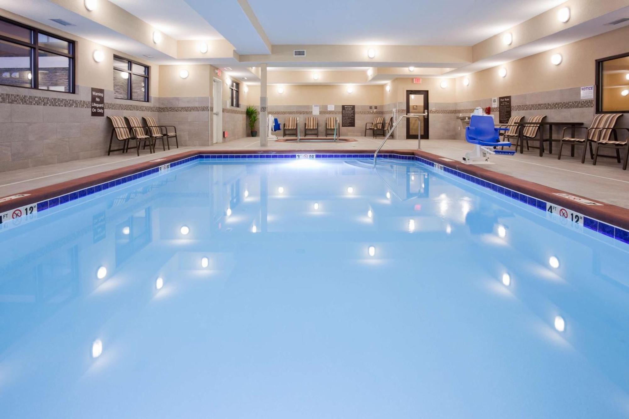 Homewood Suites Davenport Bettendorf Exteriör bild